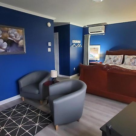 Dans Les Bras De Memphre Bed & Breakfast Magog Exterior foto