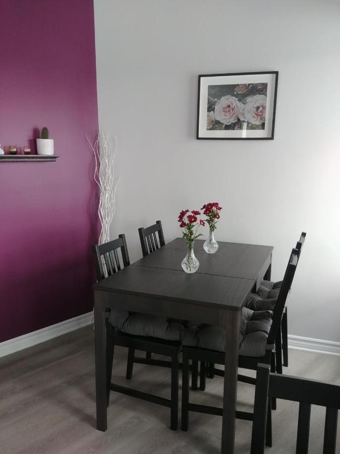 Dans Les Bras De Memphre Bed & Breakfast Magog Exterior foto